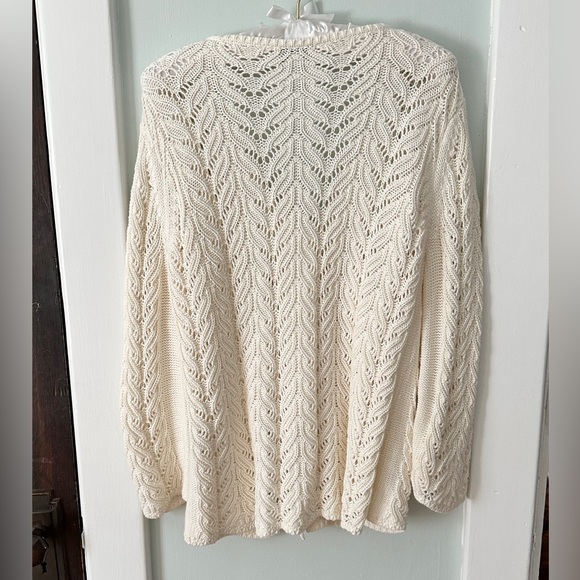 Talbots brand 3 button v-neck cardigan, women’s medium - Picture 2 of 5